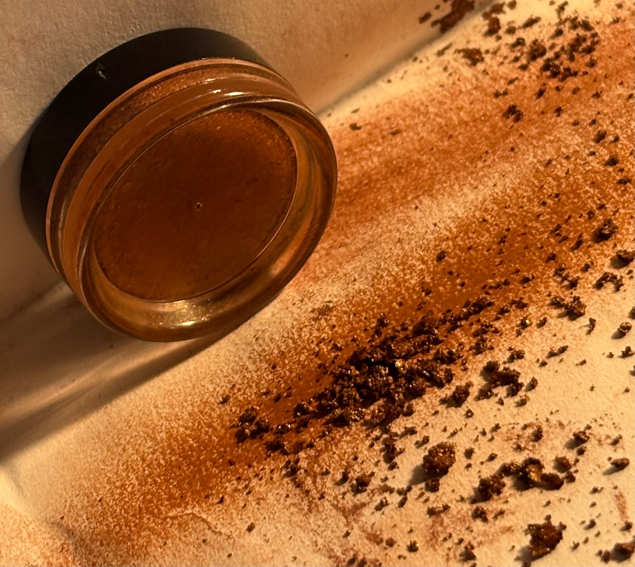 Golden Twilight | Bloom Petal Pressed Eyeshadow | Copper-Bronze Duochrome | 100% Natural Mineral